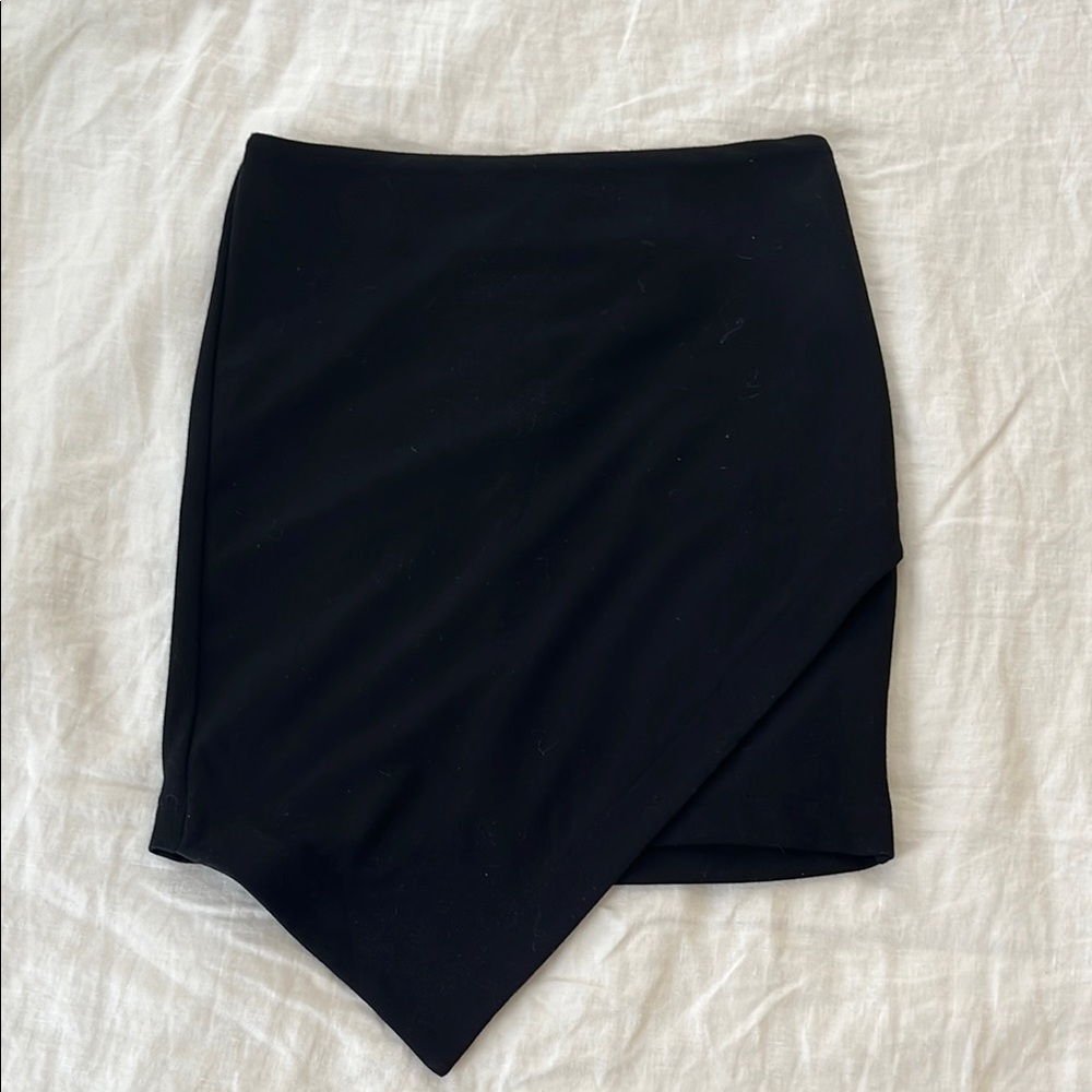 Forever 21 Elegant Black Asymmetrical Skirt